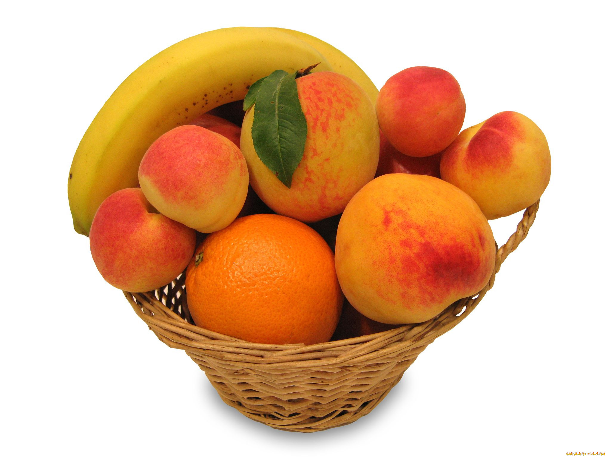 2 10 всех фруктов составляют персики. Абрикосы в корзине. Корзина фруктов абрикос. Корзина с персиками. Персик картинка.